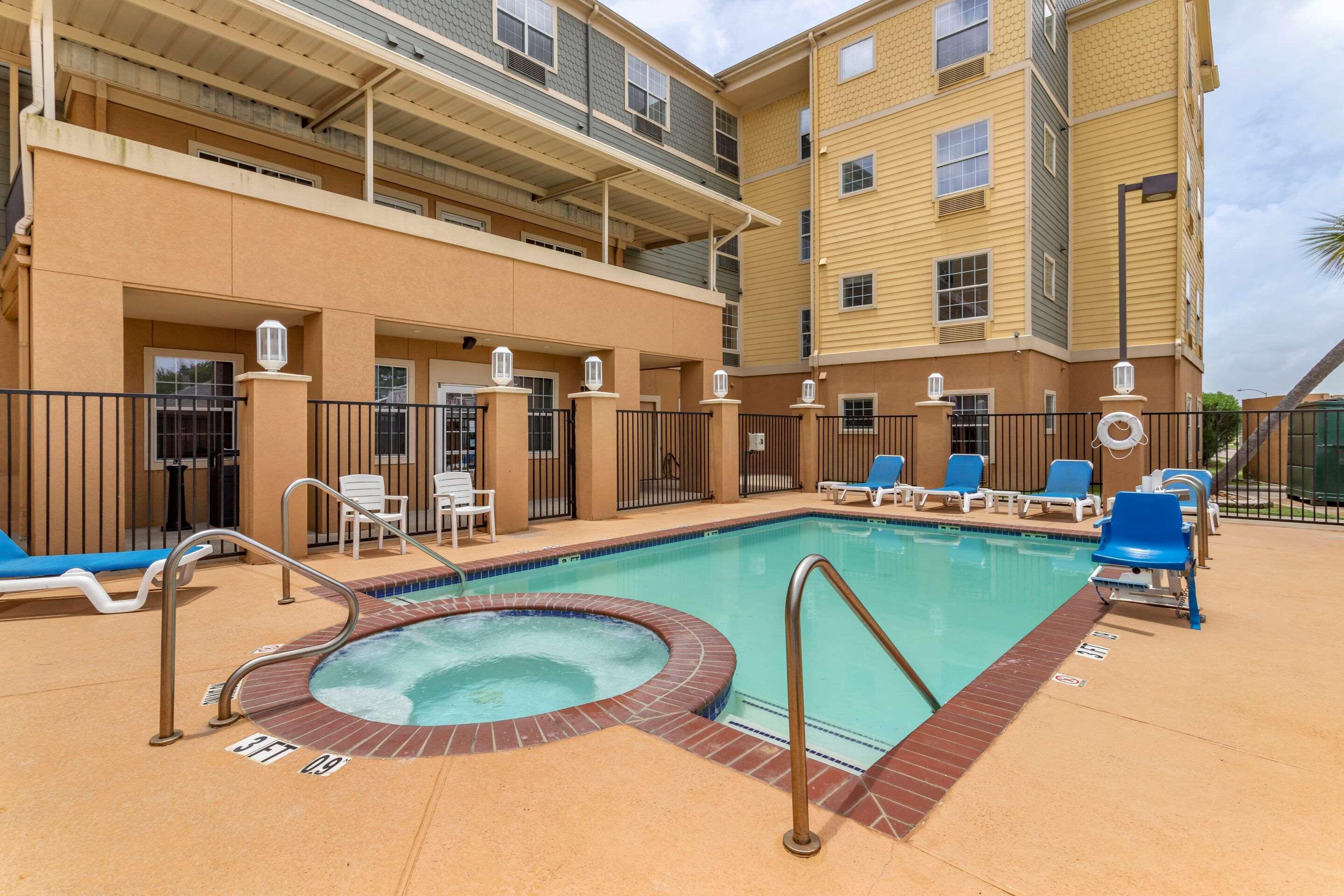 Mainstay Suites Port Arthur - Beaumont South מראה חיצוני תמונה