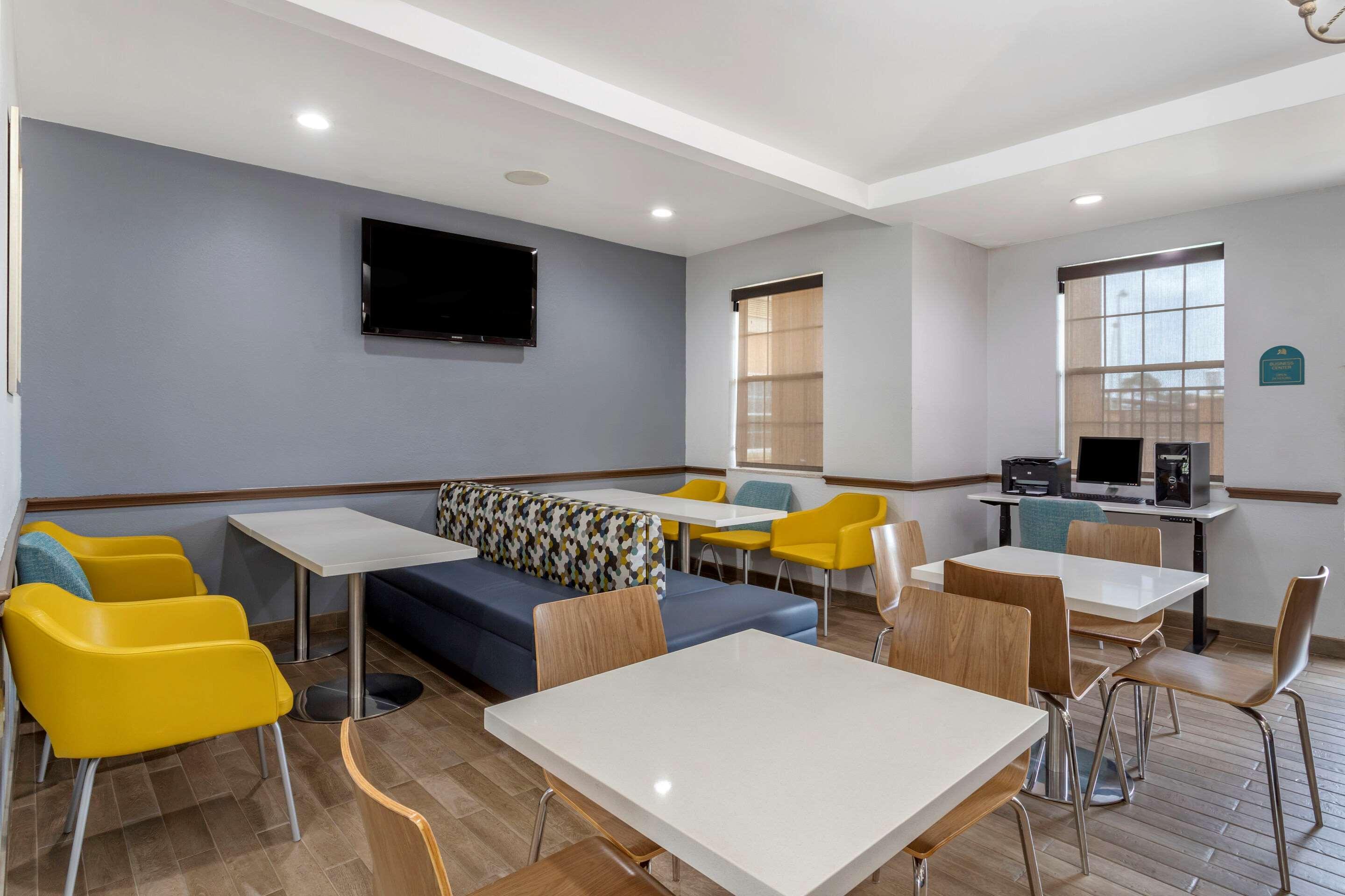 Mainstay Suites Port Arthur - Beaumont South מראה חיצוני תמונה